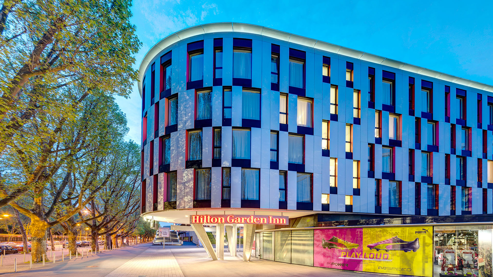 Hilton Garden Inn Stuttgart NeckarPark - Außenansicht