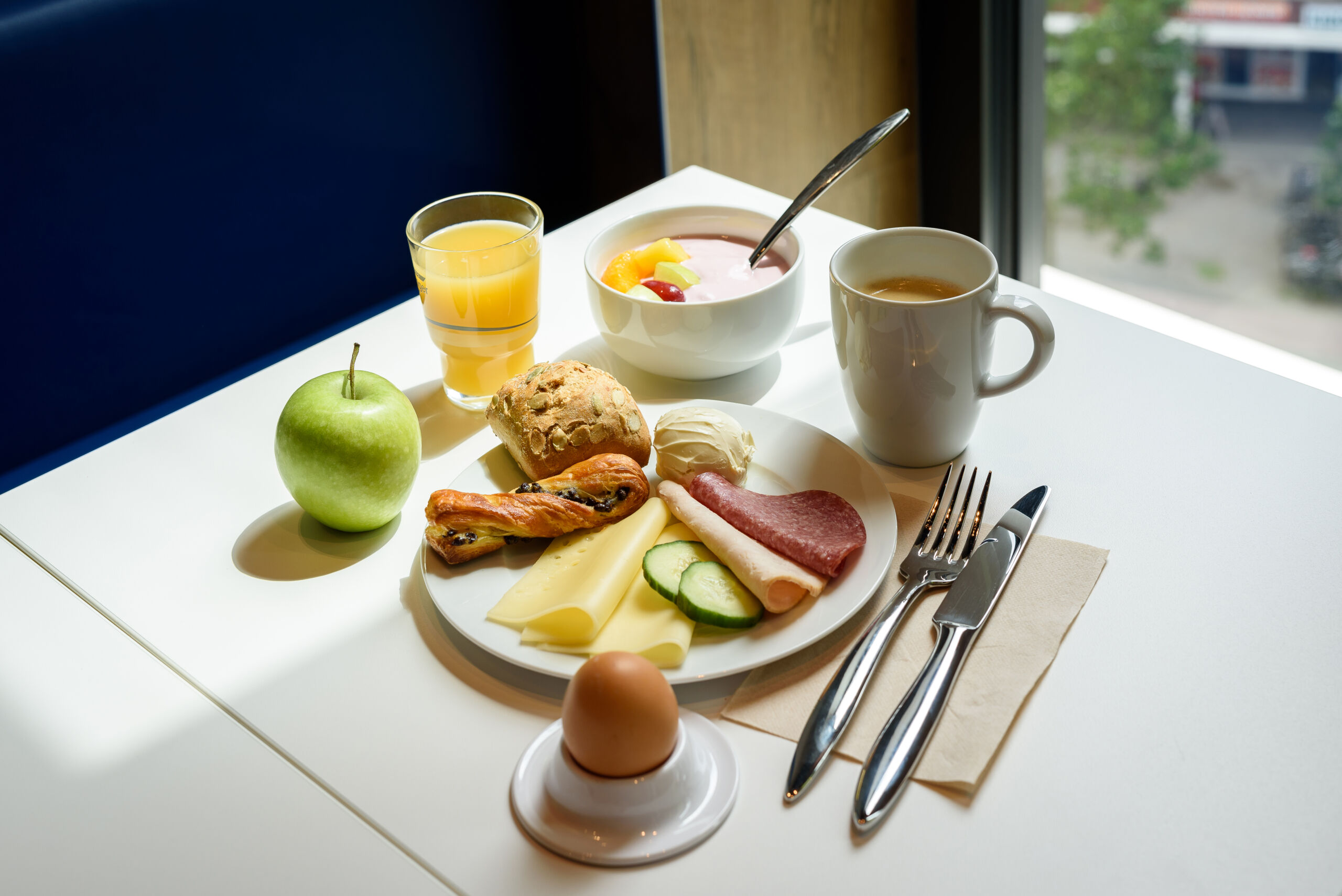 Success Hotel Group blog post on the Porsche Tennis Grand Prix 2021: Healthy Breakfast for Athletes